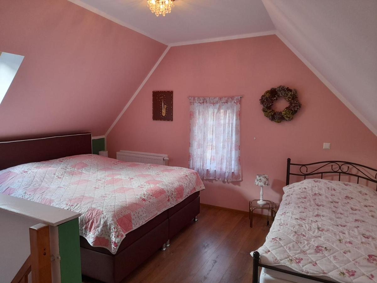 Ferienwohnung Ferienhaus Schick und Fein Bochingen Exterior foto